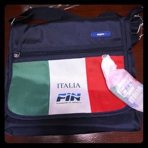 NEW Carpisa Italia bag Federazione Italiana Nuoto
